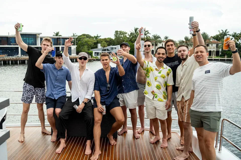 Viral Ecom Adz for Noah Brewer, produced by Iconic Events